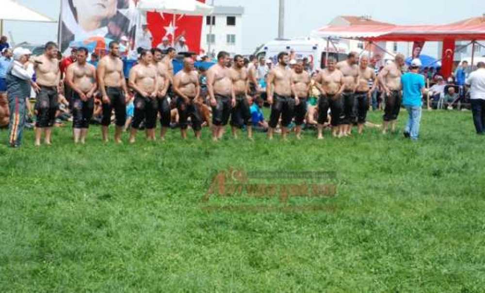 Ergene Belediyesi`nden Kızılcıklı Mahmut Pehlivan Güreşleri