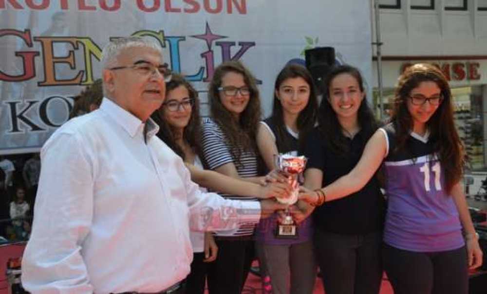 Gençlik Konseri Büyük İlgi Gördü