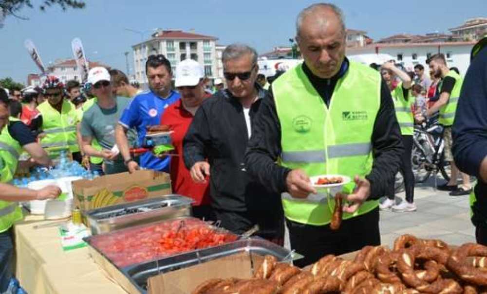 Bizim Kaymakam Çok Farklı