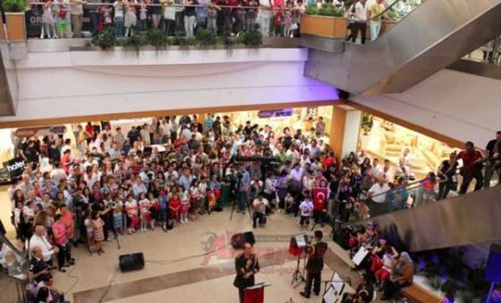 Askeri Bandodan Muhteşem Konser
