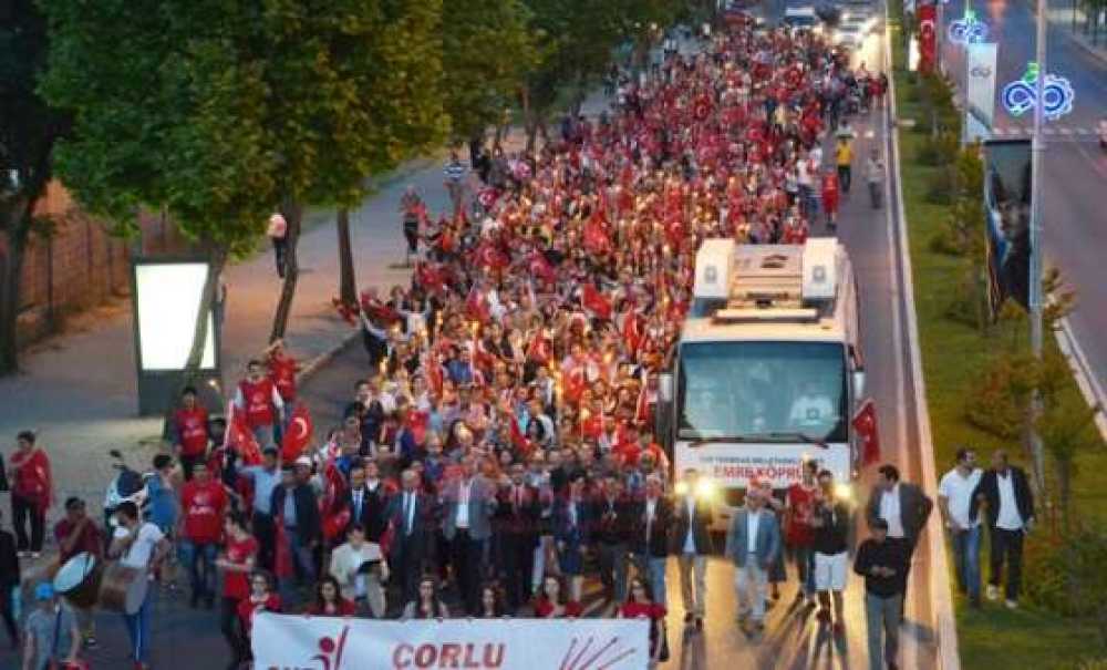 Çorlu'da Fener Alayı