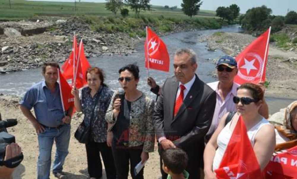 Vatan Partisi Adayları Çorlu Deresi Kenarında Basın Açıklaması Yaptı