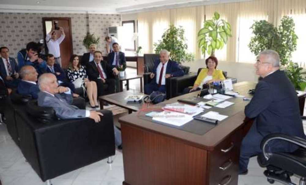 Kızılay Genel Başkanı Akar`dan Başkan Baysan`a Ziyaret