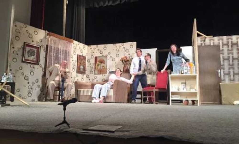 Çorlu Belediyesi Tiyatro Topluluğu Bulgaristan `dan Ödülle Döndü