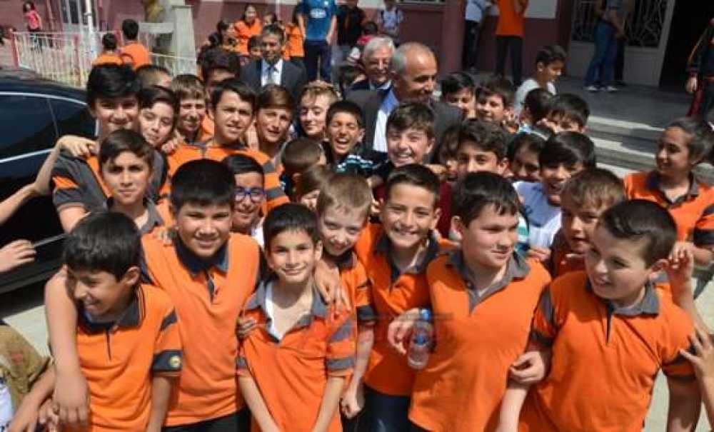 Kaymakam Levent Kılıç'a Sevgi Seli