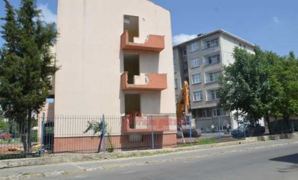 Askeri Lojmanlar Yıkılıyor