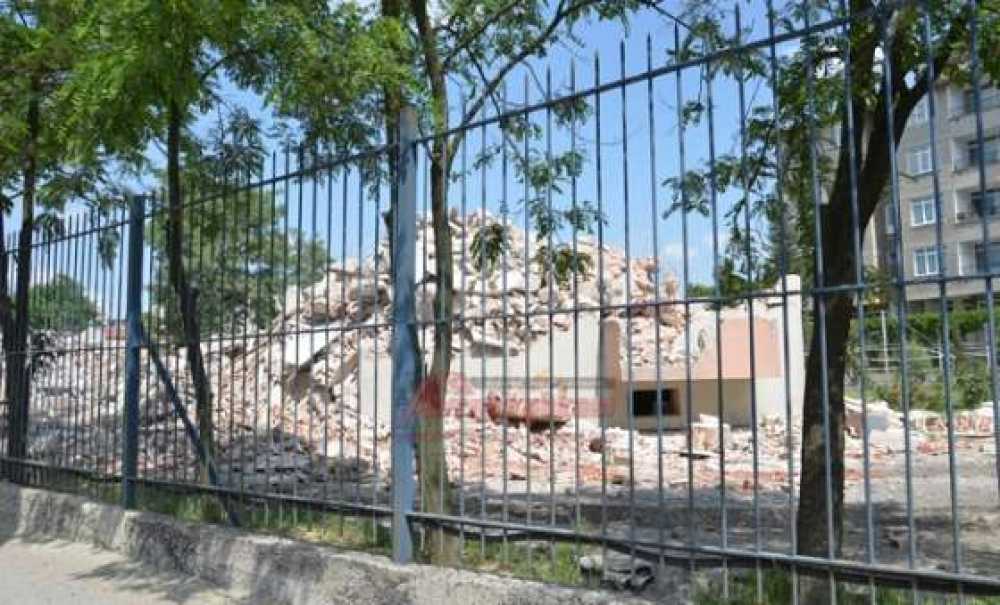 Askeri Lojmanlar Yıkılıyor