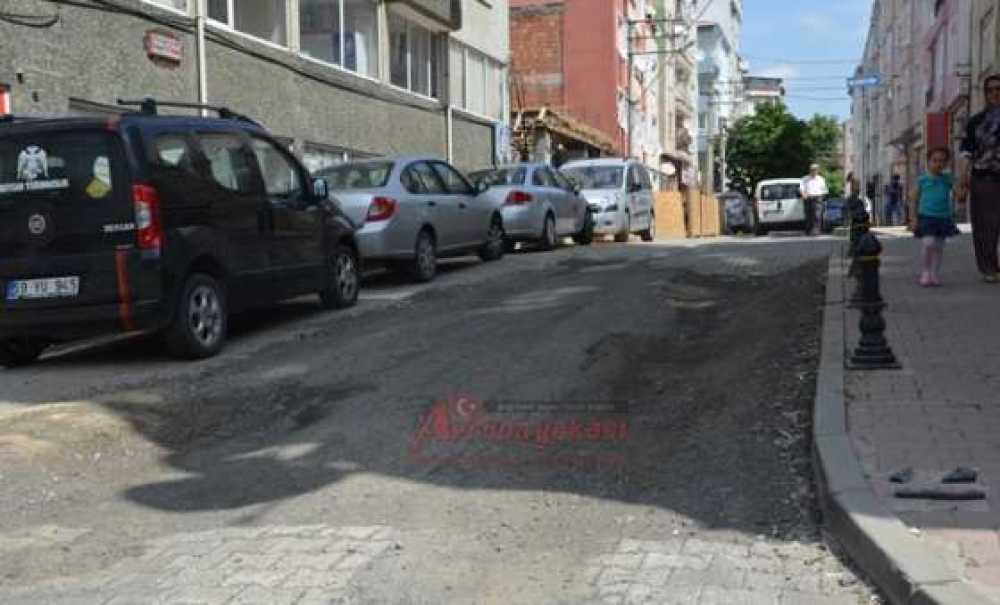 Kilit Parke Taşları Çöktü