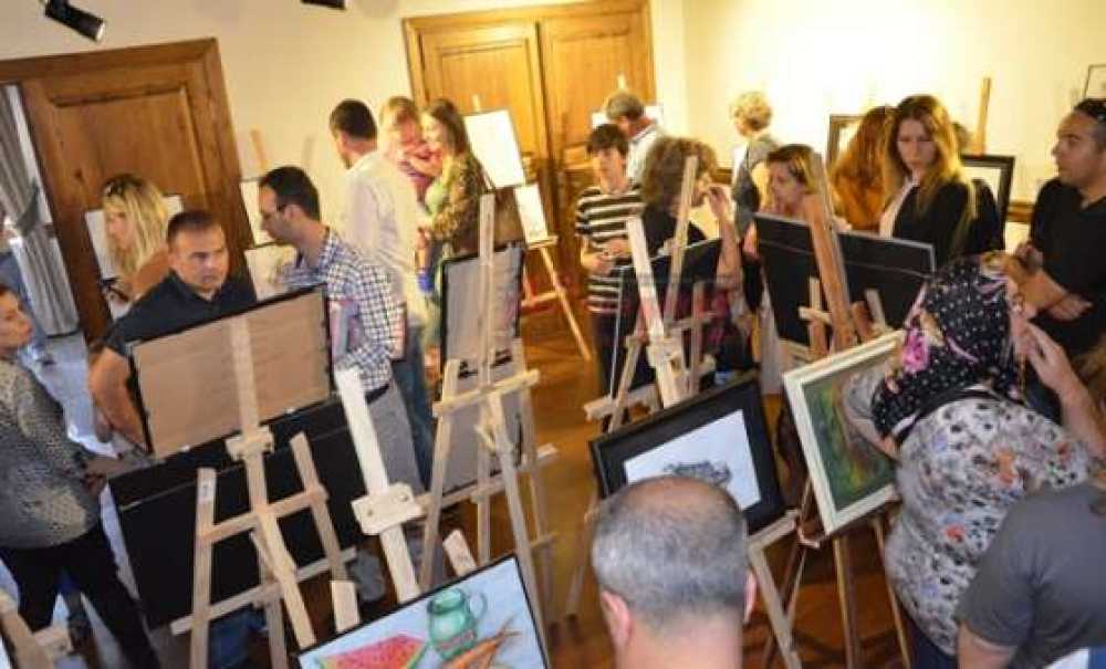 Halk Eğitimi Merkezinden Resim Sergisi