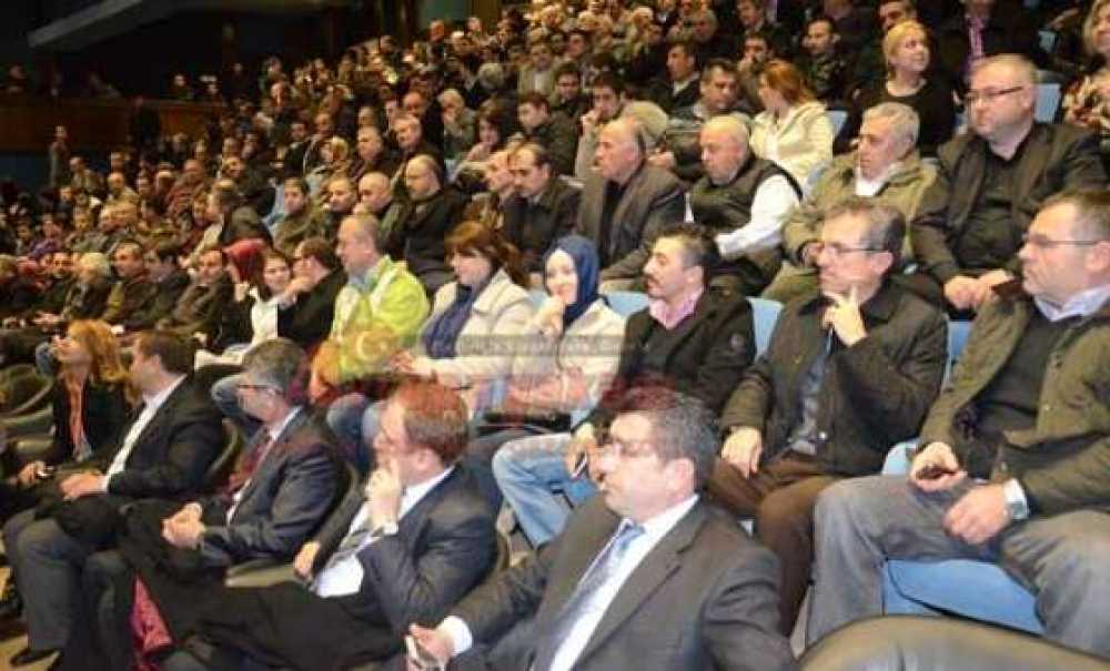 Yiğit Bulut Çorlu`da Konferansa Katıldı