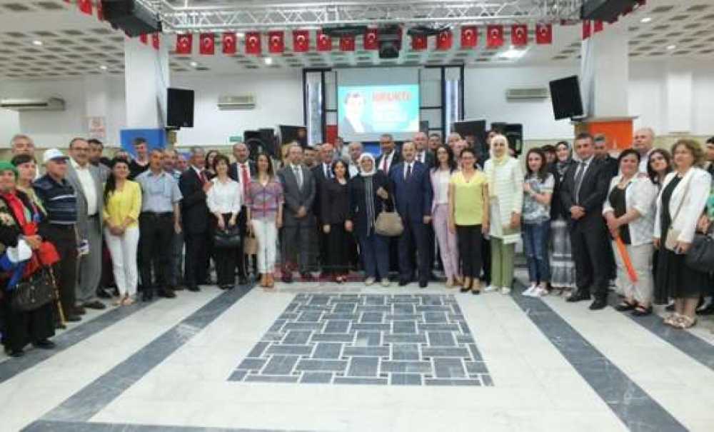 Ak Parti'den Göçmenlere Panel