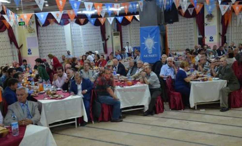 Ak Parti Stk'ları Yemekte Buluşturdu