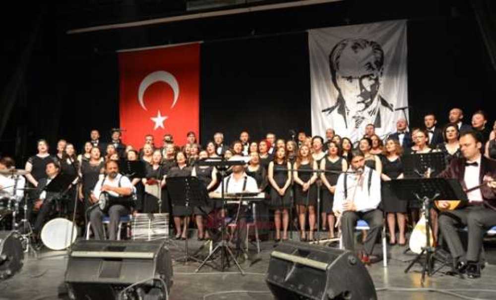 Çorlu Belediyesi Korosundan Konser