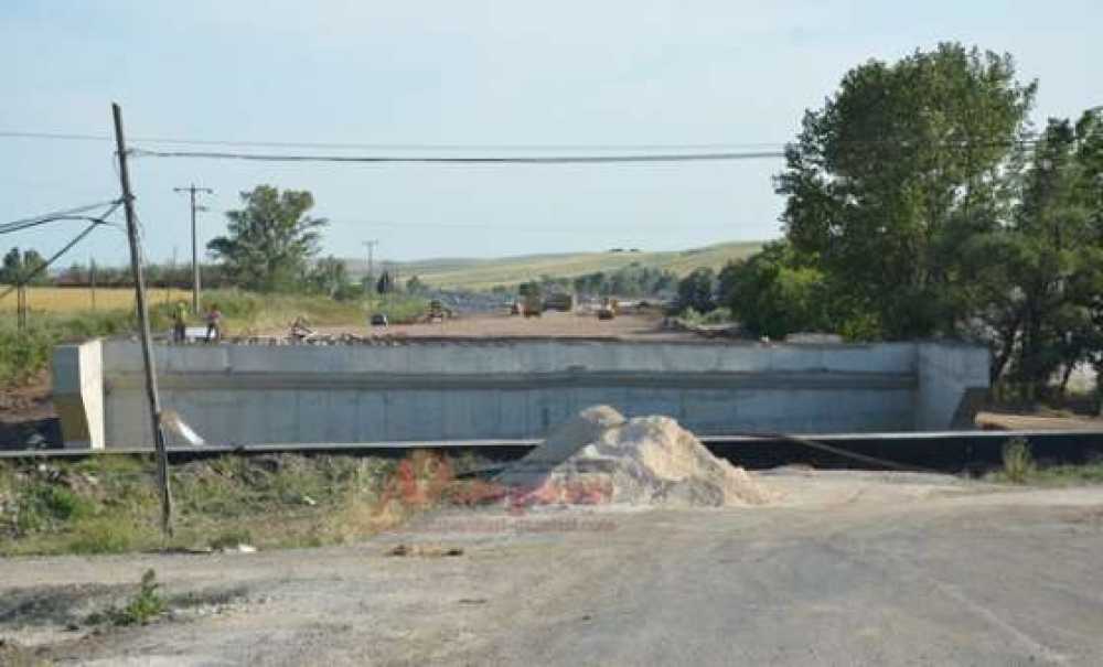 Karatepe Mevkii Tehlike Saçıyor
