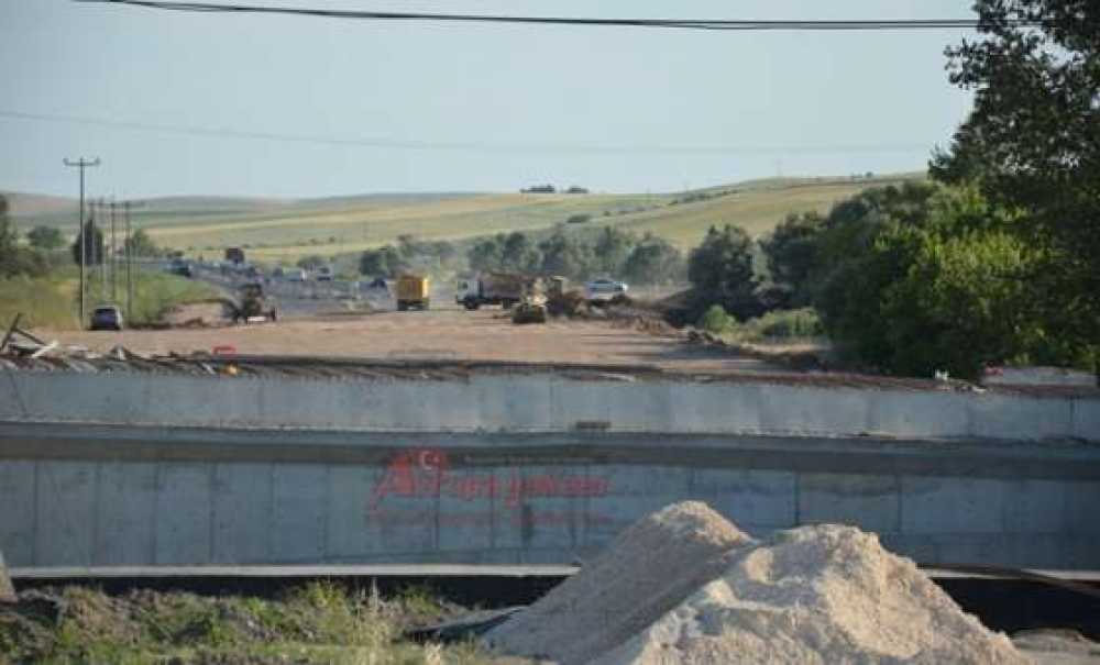 Karatepe Mevkii Tehlike Saçıyor