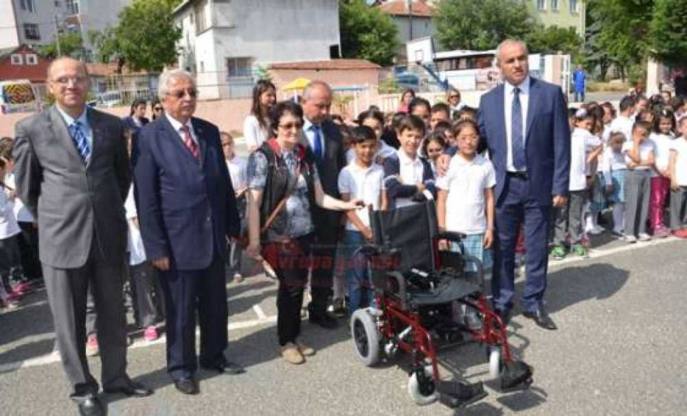 Bedenler Küçük Yürekler Büyük