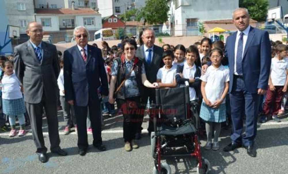 Bedenler Küçük Yürekler Büyük