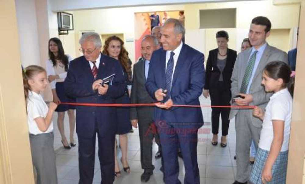 Bedenler Küçük Yürekler Büyük