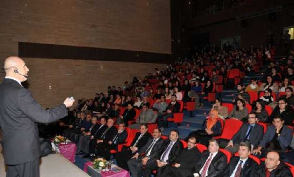 “Bir Başarı Öyküsü Şahinler Holding” Konferansı