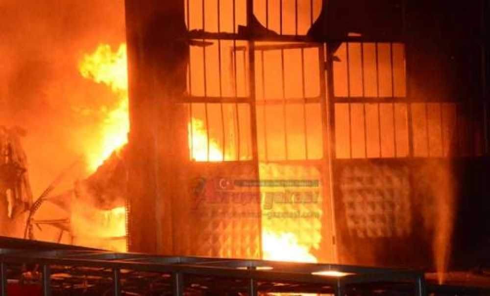 Oto Tamir Atölyesinde Patlama Ve Yangın