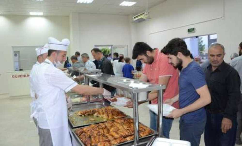 Aşevinde İftarlar Sürüyor