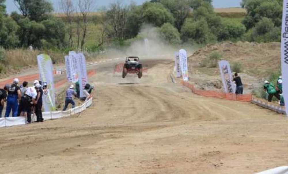 Off-Road Yarışlarında Üzücü Kaza