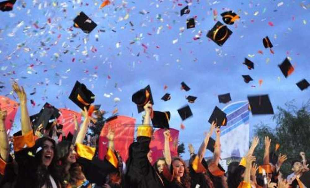 Çorlu Myo`da Mezuniyet Coşkusu