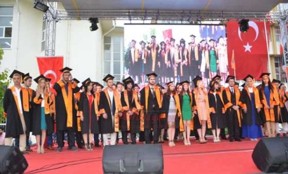 Nkü Çorlu Mühendislik Fakültesi`nde Mezuniyet Heyecanı