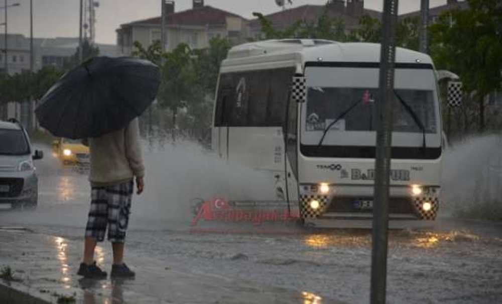 Her Yağmurda Aynı Manzara