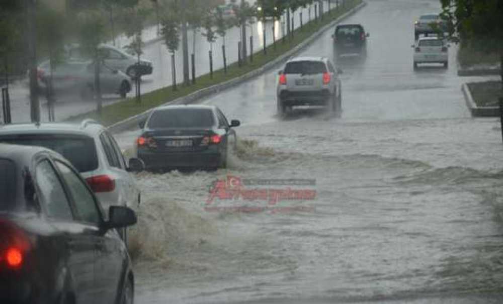 Her Yağmurda Aynı Manzara