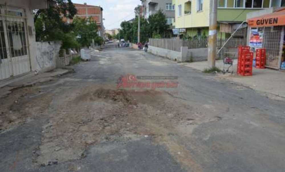 Bozuk Yollar Dertli Ediyor