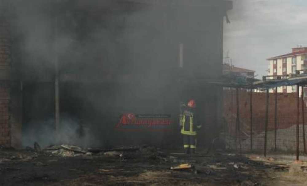 Yapımı Süren İnşaatta Yangın Çıktı