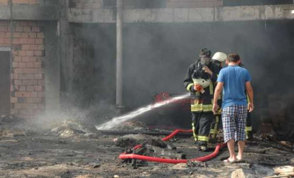 Yapımı Süren İnşaatta Yangın Çıktı