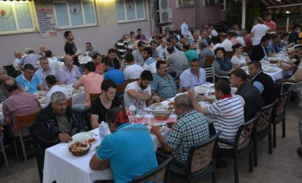 Öğrenci Servisleri İftarda Buluştu