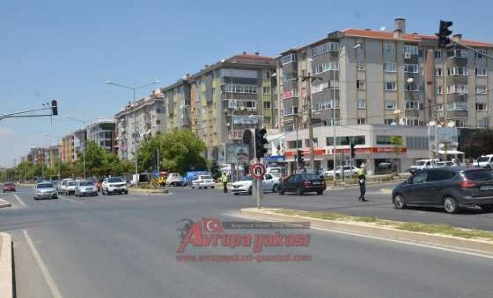 Emniyet Işıkları Trafik Polislerine Kaldı