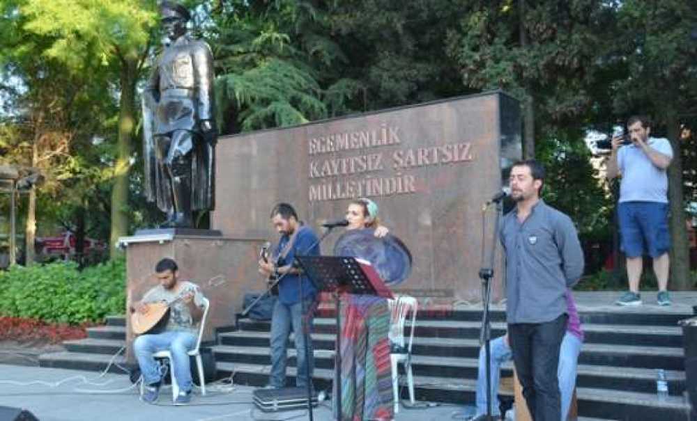 Madımak`ta Ölenler Çorlu`da Anıldı