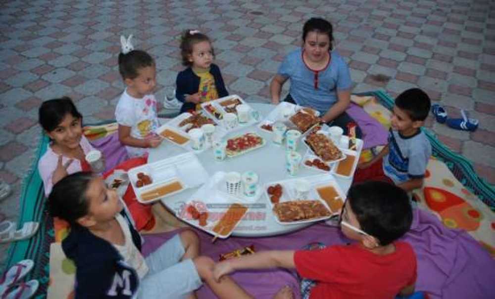 Anadolu Sitesi Sakinleri İftarda Bir Araya Geldi