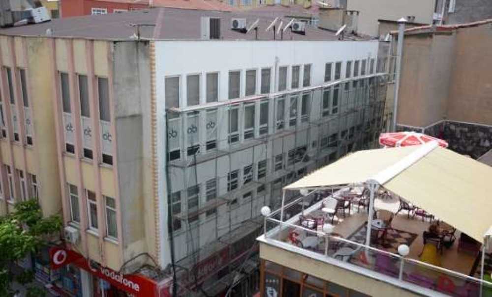 Belediye İlave İş Merkezinde Dış Cephe Yenileme Çalışmaları Başladı