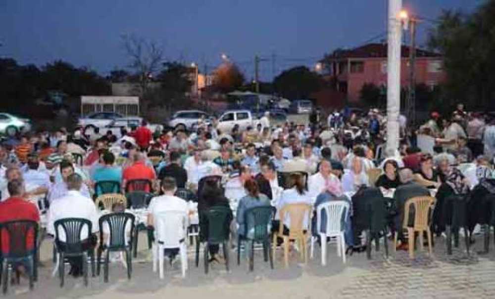 Seymen Mahallesi Sakinleri İftarda Buluştu
