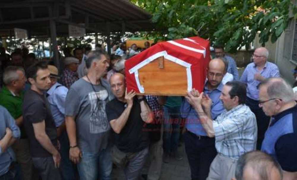 Eski Vekil Ali Rıfkı Atasever Toprağa Verildi