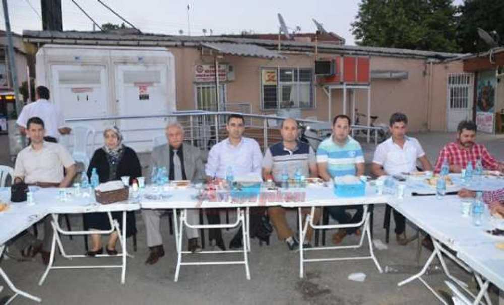 Keskin Ailesinden İftar Yemeği