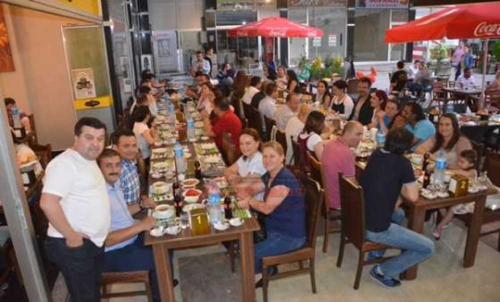 Peryön'den İftar Yemeği