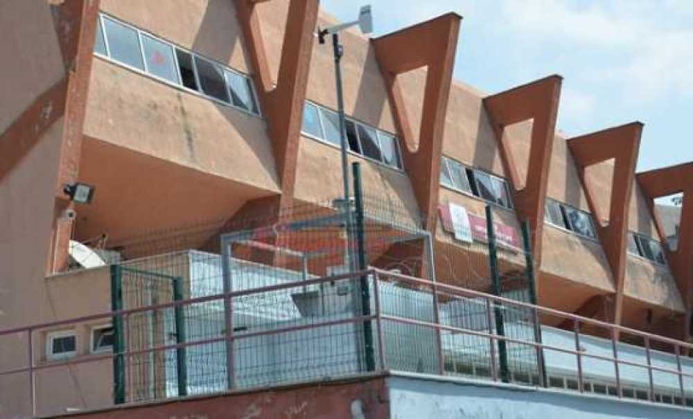 Çorlu Kapalı Spor Salonu Tadilat Bekliyor