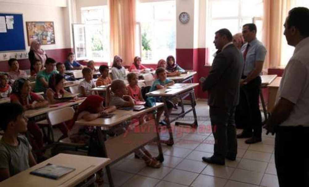 Kaymakam Kızıltoprak Yaz Okullarını Ziyaret Etti