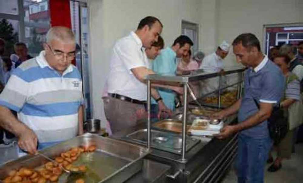 İftar Yemekleri Milletvekili Köprülü Ve Başkan Baysan`dan