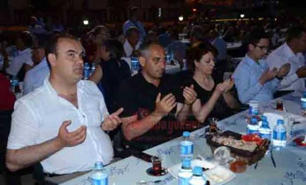 İftar Yemekleri Milletvekili Köprülü Ve Başkan Baysan`dan