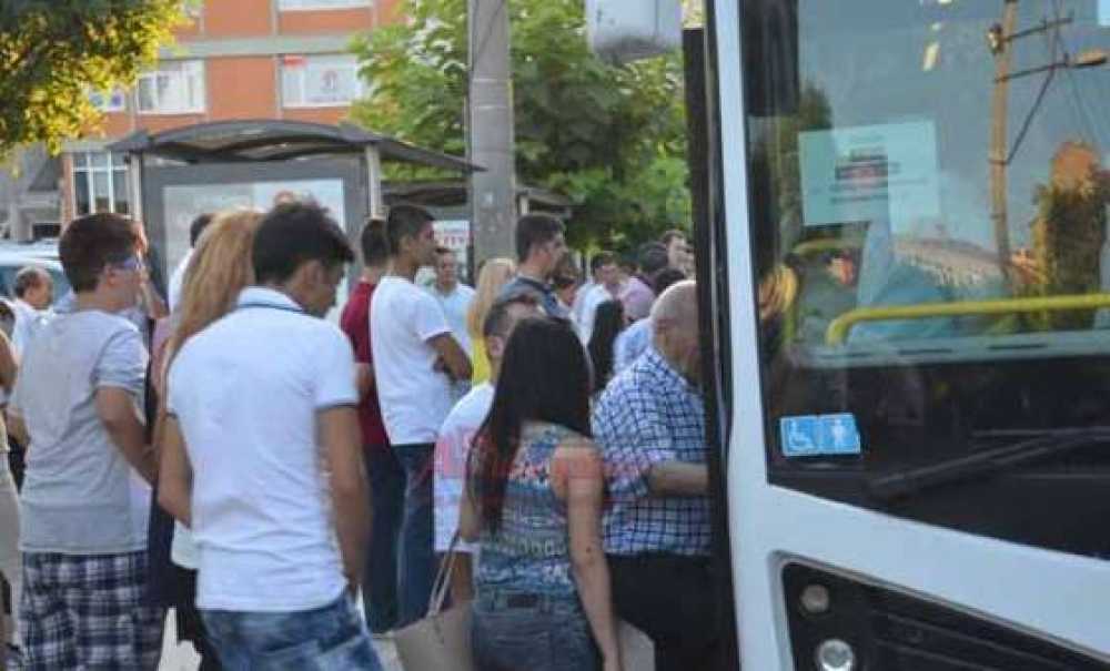 Ücretsiz Halk Otobüsleri Çileye Neden Oldu