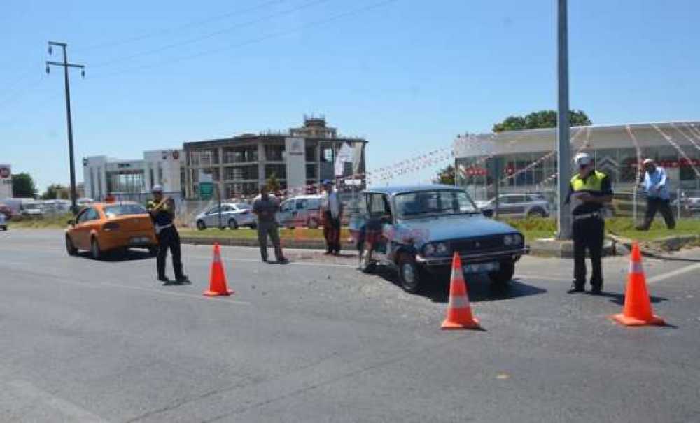 Aynı Kavşak Yine Kaza