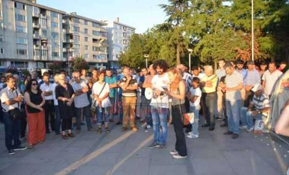 Suruç`taki Terör Saldırısında Ölenler İçin Taziye Çadırı Kuruldu