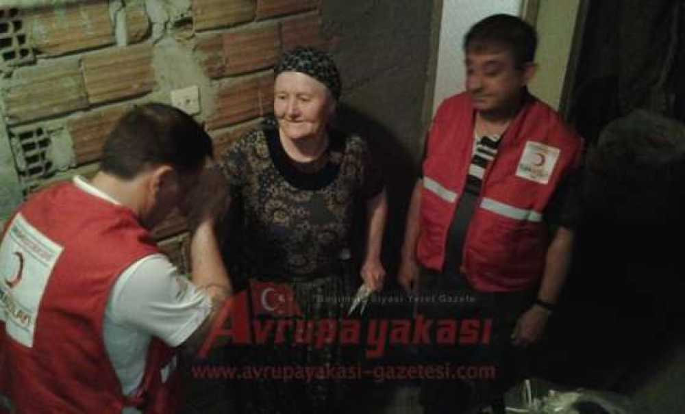 Kızılay'dan İhtiyaç Sahiplerine Yardım
